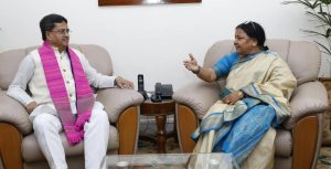 মুখ্যমন্ত্রীর সাথে সাক্ষাৎ করেন জাতীয় মহিলা কমিশনের সদস্যা