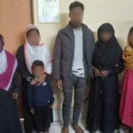 দুটি পৃথক অভিযানে ৫ বাংলাদেশী নাগরিক সহ প্রচুর পরিমাণ নেশা সামগ্রী আটক করল বিএসএফ