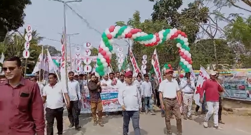 বাম যুব সংগঠনের শক্তি প্রদর্শন ধর্মনগরে, নেশা ও কর্মসংস্থান ইস্যুতে পদযাত্রা