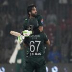 ত্রি-দেশীয় সিরিজ: রেকর্ড রান করে দক্ষিণ আফ্রিকাকে ৬ উইকেটে হারিয়ে পাকিস্তান ফাইনালে