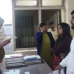 বাবার হাতে মায়ের খুন, বাবার শাস্তির দাবিতে পথে নামলো নাবালক সন্তান