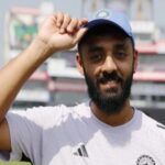 ৩৩ বছরে অভিষেক, ইতিহাসের পাতায় বরুণ