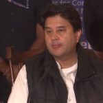 দেশের সবচেয়ে বড় ক্যান্সার হল ব্যাঙ্কের নন-পারফর্মিং অ্যাসেট : সিন্ধিয়া