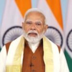 প্যারিসে প্রধানমন্ত্রীকে উষ্ণ অভিবাদন প্রবাসীদের, আপ্যায়নে মুগ্ধ মোদী