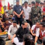 চুক্তির শর্ত ভুলে টিএসএফ’র আন্দোলনস্থলে প্রদ্যোত