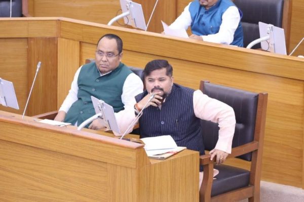 রাজ্যে ৬০০টি রেশনশপকে মডেল রেশনশপ&hellip;