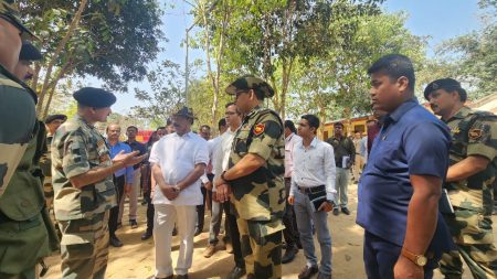সীমনা থেকে ভাগলপুর পর্যন্ত ভারত – বাংলাদেশ সীমান্ত এলাকা পরিদর্শনে রাজ্যপাল