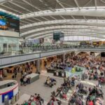 বিদ্যুৎ পরিষেবায় বিঘ্ন, সারা দিনের জন্য বন্ধ লন্ডনের হিথরো বিমানবন্দর