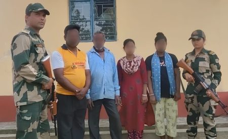 একাধিক অভিযানে ১৯ জন অবৈধ অনুপ্রবেশকারী বাংলাদেশী নাগরিক সহ ৩ ভারতীয় আটক