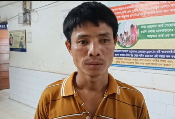 শিক্ষকের হাতে আক্রান্ত ছাত্র হাসপাতালে&hellip;