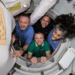 ৯ মাসের প্রতীক্ষা শেষ, পৃথিবীর উদ্দেশ্যে রওনা সুনীতা ও বুচ