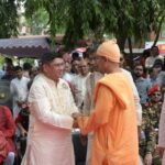 ঢাকেশ্বরী মন্দিরে বাংলাদেশের সেনা-প্রধান, সাম্প্রদায়িক সম্প্রীতি ও সৌহার্দ্যের বার্তা