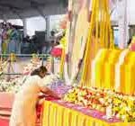 কৃতজ্ঞ চিত্তে আম্বেদকরকে স্মরণ দেশের, শ্রদ্ধার্ঘ্য রাষ্ট্রপতি ও প্রধানমন্ত্রীর