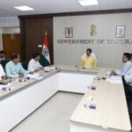 মুখ্যমন্ত্রীর সভাপতিত্বে রাজস্ব দপ্তরের রাজ্যস্তরীয় উপদেষ্টা কমিটির বৈঠক অনুষ্ঠিত