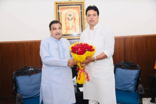 চুড়াইবাড়ি-পানিটিলা সড়কসহ চার দফা দাবিতে কেন্দ্রীয় মন্ত্রীর সঙ্গে সাক্ষাৎ সাংসদ বিপ্লব দেবের