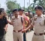 ওয়াকফ সংশোধনী আইনের বিরোধীতায় উত্তপ্ত কৈলাসহর, খন্ডযুদ্ধ, আহত বেশ কয়েকজন পুলিশ এবং আন্দোলনকারী