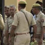 জনরোষের কৈফিয়ৎ দিতে ফের পুলিশকে বেছে নিতে হলো সামাজিক মাধ্যম