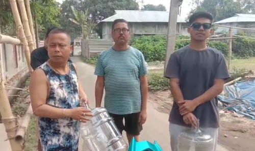 পানীয় জল সংকটে নিরুপায় কৈলাসহরের পদ্মের পাড়ের বাসিন্দারা