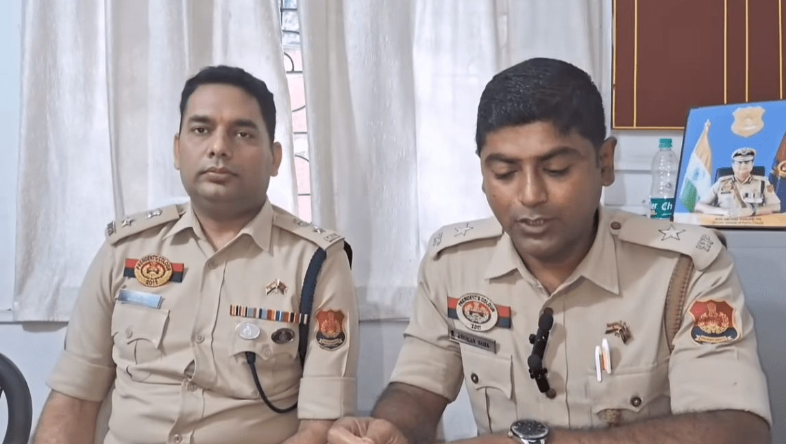বিদ্যুতের ট্রান্সফরমারে লুকানো ৯৬০ কেজি&hellip;