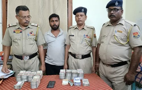 ধর্মনগর রেলস্টেশনে যুবকের কাছ থেকে&hellip;