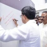 ক্ষমতালোভী কংগ্রেসের ঘৃণ্য ষড়যন্ত্রে ভারতের সংবিধানের আত্মা রক্তাক্ত হয়েছে : মুখ্যমন্ত্রী