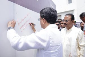 ক্ষমতালোভী কংগ্রেসের ঘৃণ্য ষড়যন্ত্রে ভারতের সংবিধানের আত্মা রক্তাক্ত হয়েছে : মুখ্যমন্ত্রী