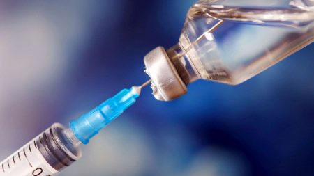 এইচআইভি প্রতিরোধে যুগান্তকারী অগ্রগতি: লেনাক্যাপাভির ইনজেকশনের অনুমোদন দিল এফডিএ