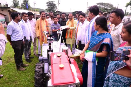 ভারতচন্দ্রনগর ব্লকের পাইখলা কমিউনিটি হলে বিকশিত কৃষি সংকল্প অভিযানে সাংসদ রাজীব ভট্টাচার্য