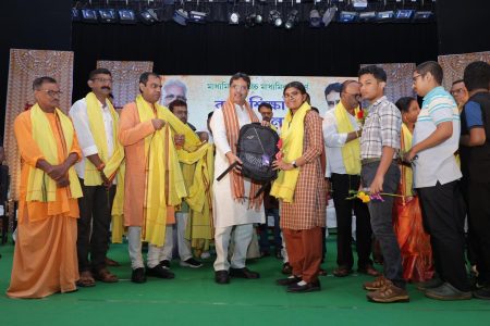 প্রধানমন্ত্রীর নির্দেশনায় ডিজিটাল শিক্ষা ব্যবস্থার&hellip;