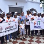 পালিতানায় সাইকেলে ‘ফিট ইন্ডিয়া সানডে’-তে নেতৃত্ব দিলেন কেন্দ্রীয় মন্ত্রী ড. মনসুখ মাণ্ডব্য, দেশজুড়ে ৬ হাজার স্থানে অনুষ্ঠিত কর্মসূচি