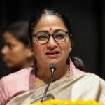 আইনশৃঙ্খলা নিয়ে মমতাকে আক্রমণ দিল্লির মুখ্যমন্ত্রী রেখা গুপ্তার, পাল্টা তৃণমূলের কটাক্ষ