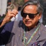 কংগ্রেস এমপি মনিকাম টাগোরের শশী থারুরকে আড়াল ভাবে তীব্র আক্রমণ: “পাখি কি তোতা হয়ে যাচ্ছে?”