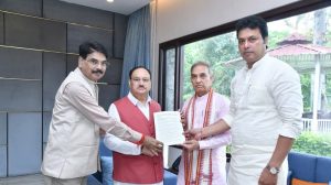 কলকাতা আইন কলেজে গনধর্ষণ, পর্যবেক্ষণ কমিটির রিপোর্ট সর্বভারতীয় সভাপতির হাতে তুলে দিলেন সাংসদ বিপ্লব