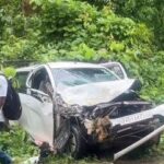 বাস ও মারুতি গাড়ির সংঘর্ষ, আহত এক