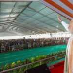 অনুপ্রবেশকারীদের সাহায্য করে বাংলার পরিচয় বিপন্ন করেছে তৃণমূল, দুর্গাপুরে সভা থেকে মমতা সরকারকে তীব্র আক্রমণ প্রধানমন্ত্রীর