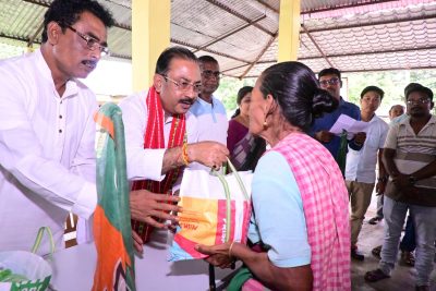 বিলোনিয়ার শরণার্থী শিবির পরিদর্শনে সাংসদ রাজীব ভট্টাচার্য