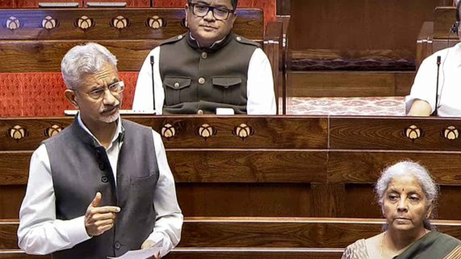 অপারেশন সিঁদুর ওপর তুমুল বিতর্ক,&hellip;