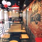 শহরের নামিদামি রেস্তোরাঁর বিরুদ্ধে নষ্ট খাবার পরিবেশনের অভিযোগ