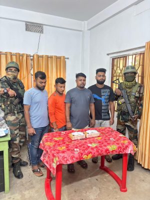 আসাম রাইফেলস ও কাস্টমস বিভাগের যৌথ অভিযানে ২ কোটি টাকার মাদক ট্যাবলেট সহ ৩ আটক