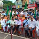 সংবিধান স্বীকৃত ধ্রুপদী ভাষা বাংলা ভাষাকে অপমানের প্রতিবাদে রাজপথে মিছিল আমরা বাঙালির