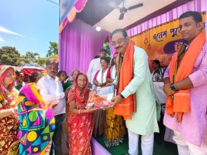 গণেশ পূজা উপলক্ষে বস্ত্র বিতরণ&hellip;