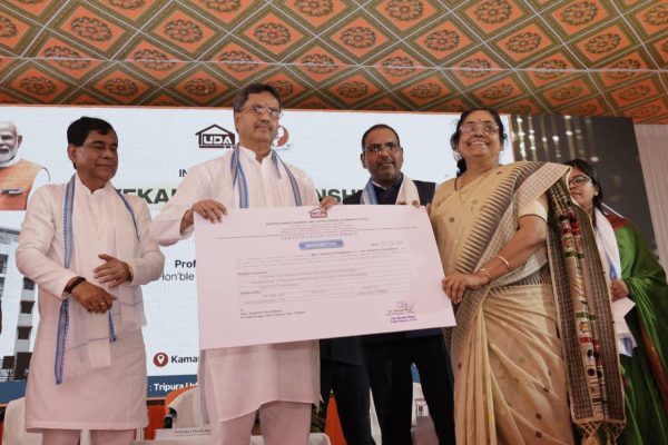 আগরতলার জন্য তিতাস নদীর জল&hellip;