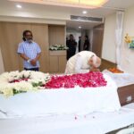 শিবু সোরেন প্রয়াত, রাষ্ট্রপতি ও প্রধানমন্ত্রীর শোক প্রকাশ, হাসপাতালে গিয়ে শ্রদ্ধা জানালেন প্রধানমন্ত্রী