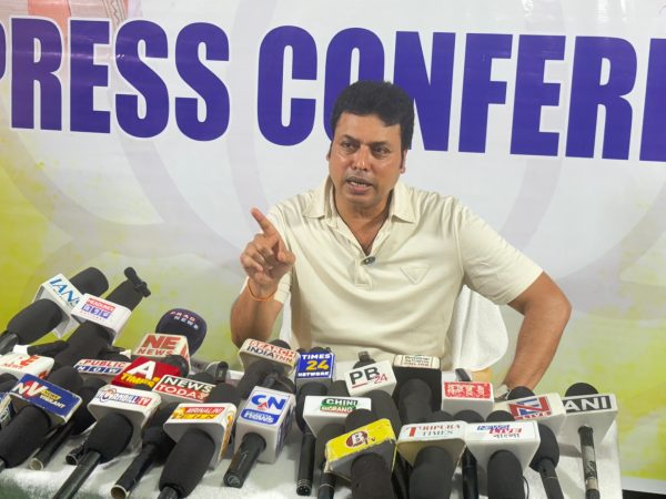 প্রসঙ্গ সার : বিরোধীরা জেগে&hellip;