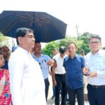 দশমীঘাটে প্রতিমা নিরঞ্জন স্থল পরিদর্শনে আগরতলা পুরনিগমের মেয়র