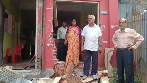 রাতের আঁধারে বুলডোজার দিয়ে প্রতাপগরে সিপিআইএম পার্টি অফিস ভাঙচুর, তীব্র ক্ষোভ, ছুটে যান বিরোধী দলনেতা