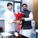 ডোনার মন্ত্রীর সঙ্গে সাক্ষাৎ করেন পর্যটনমন্ত্রী