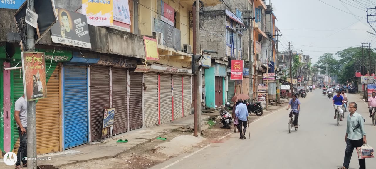 (Update)কৈলাসহরে কংগ্রেসের বনধ ঘিরে উত্তেজনা, ভাঙচুর, প্রতিবাদ