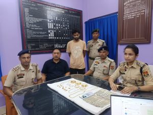 চুরি যাওয়া ৭ লক্ষাধিক টাকার স্বর্ণালঙ্কার ও নগদ অর্থ উদ্ধার, গ্রেফতার এক