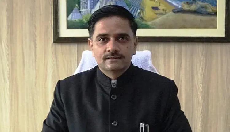 ওড়িশা সরকার আইএএস দপ্তরে সামান্য&hellip;